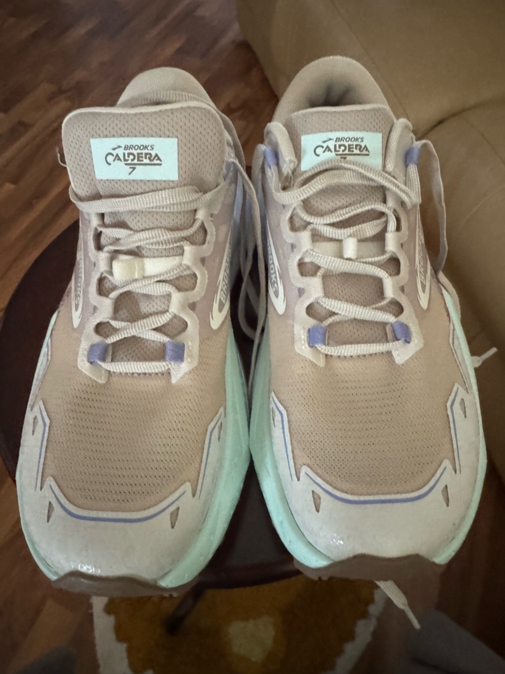 Brooks Caldera Women's Beige and Light Green Running Shoes. Like new worn once - Picture 4 of 5